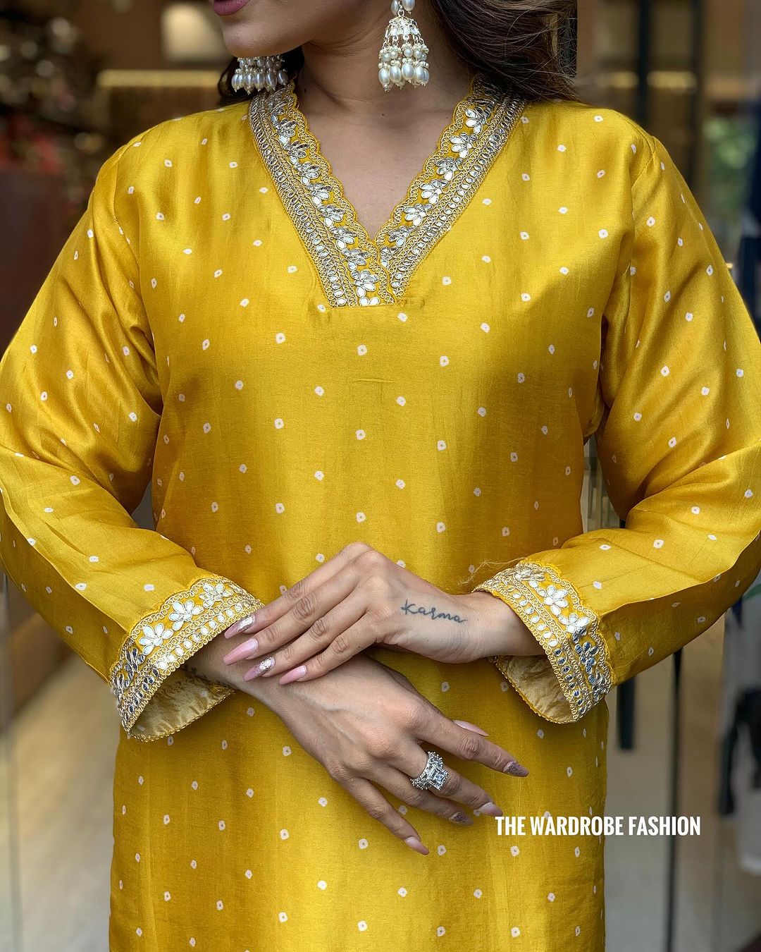 YELLOW SUIT SET