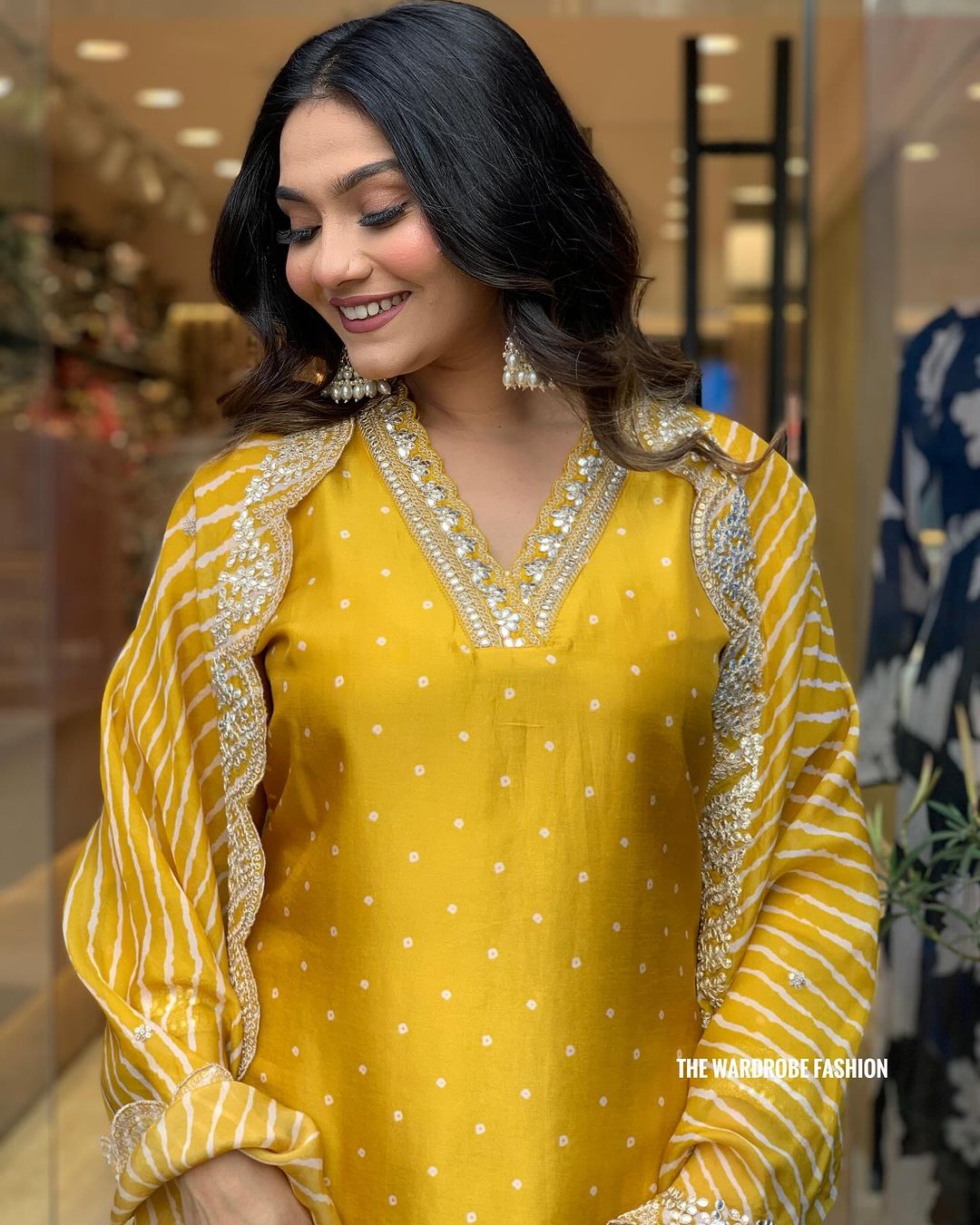 YELLOW SUIT SET