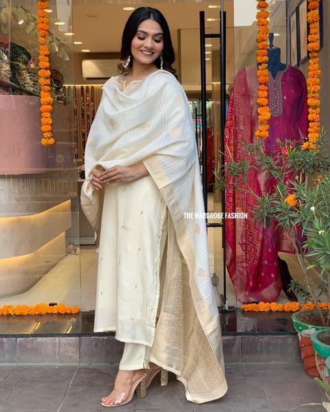 WHITE EMBRODRAY CODING HEVAY WORK SUIT SET