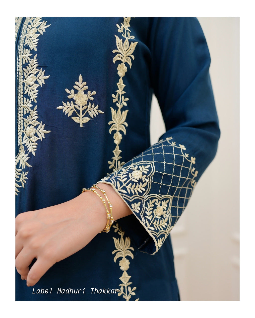 Peacock Blue Thread Embroidered Muslin Suit