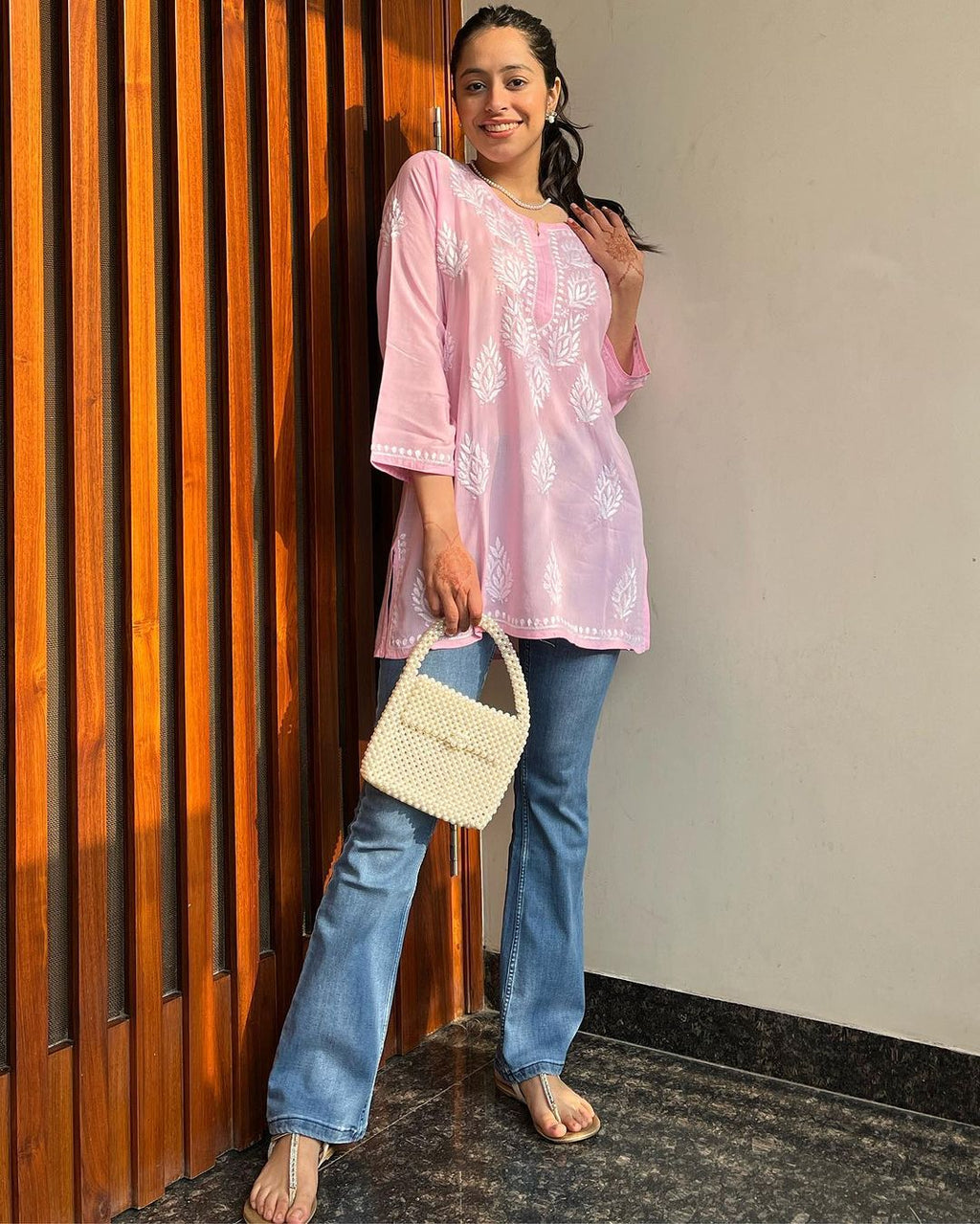 Women Chikankari Cotton A-line Kurta (Baby Pink)