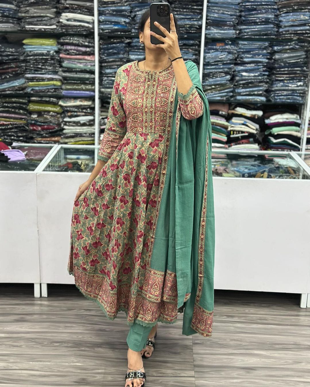 TEAL GREEN VOLUMINOUS ANARKALI SUIT SET