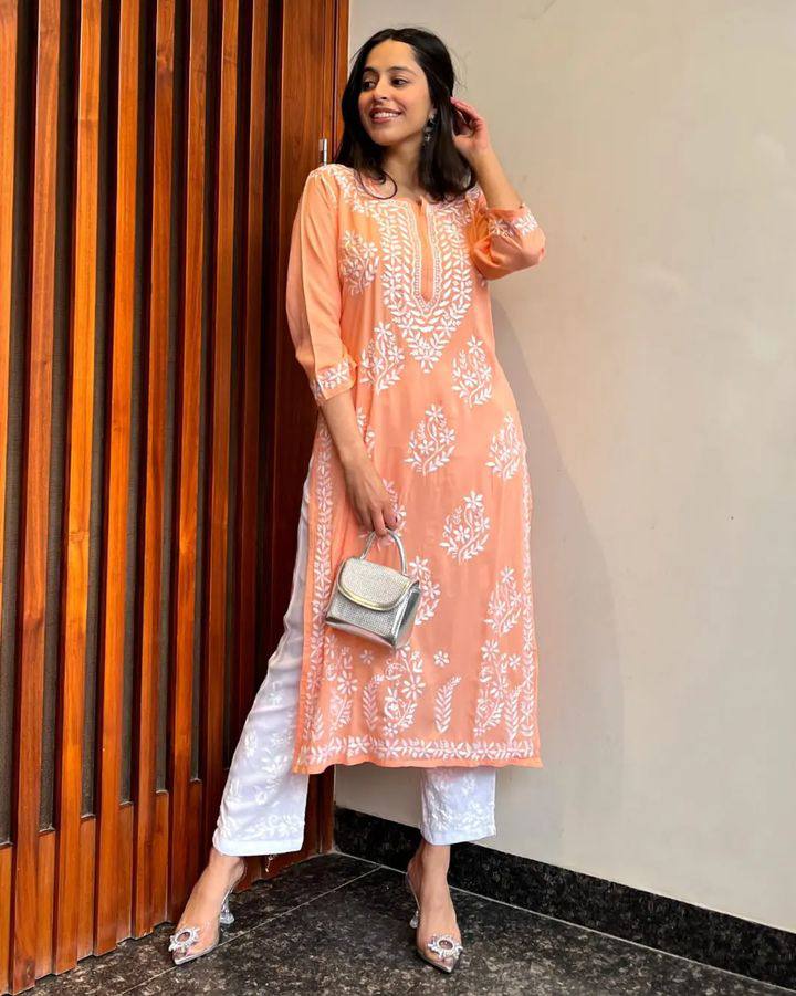 WOMEN CHIKAN EMBROIDERY Kurti_Pent Pair Design (Peach)