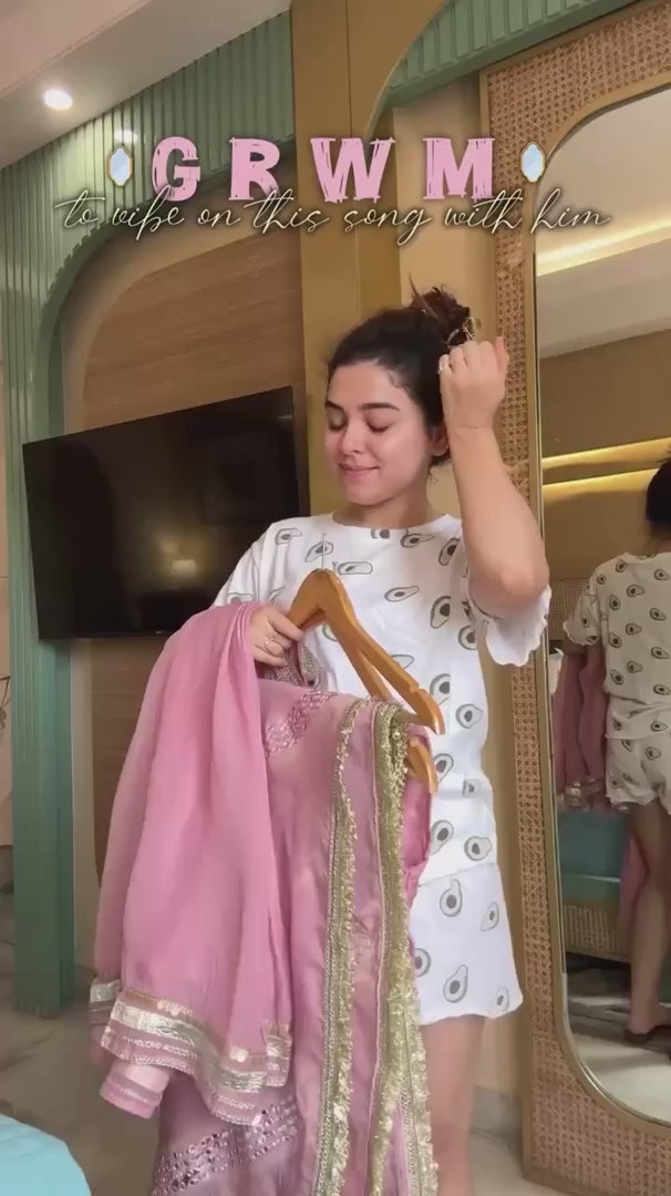 The Perfect Match –Trendy & Comfortable Kurta Set